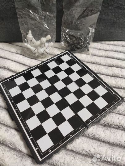 Шахматы мини магнитные дорожные, шашки, нарды