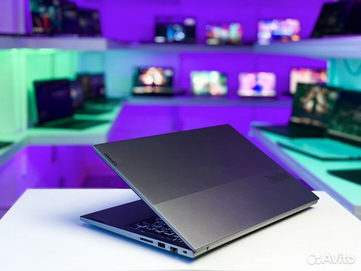 Lenovo Thinkbook 15 i5-1135g7 16gb 512GB
