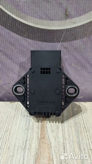 Датчик ускорения Nissan teana J32