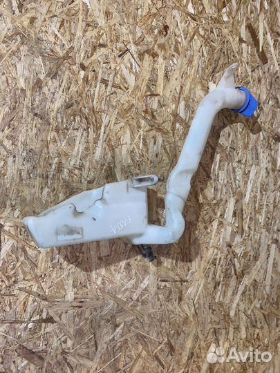 Бачок омывателя Skoda Fabia 2 07-15