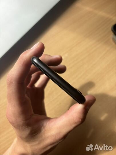 iPhone SE (2020), 64 ГБ