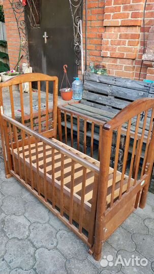 Детская кроватка