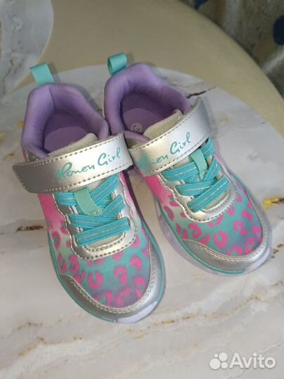 Детские кроссовки 25 р-р