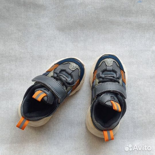 Кроссовки Tombi 23 размер