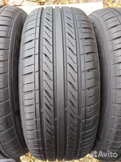 Landsail LS288 215/60 R16