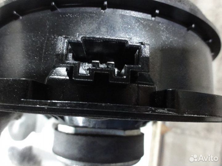 Динамик двери задней Land Rover Discovery 3 2.7