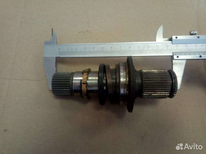 Вал полуосевой 0AM409345C