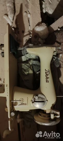 Швейная машина tikka