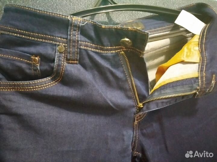 Продаю брюки