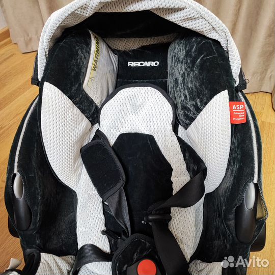 Автолюлька Recaro