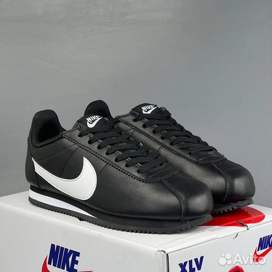 Кроссовки Nike Cortez черные и белые