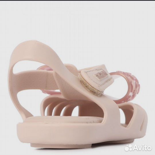 Сандали для девочки как новые