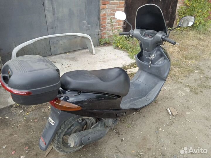 Скутер Suzuki Adress