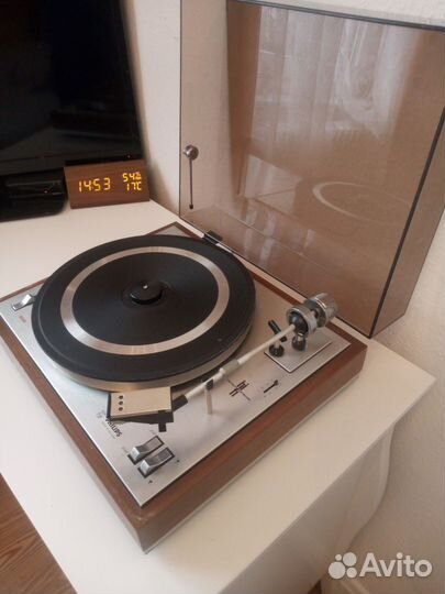 Винтажный проигрыватель винила Philips 308