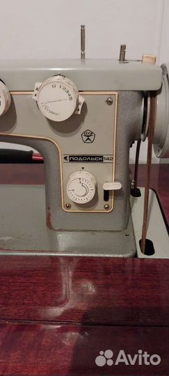 Швейная машина Подольск 142