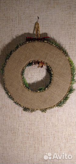 Новогоднее украшение-венок ручной работы