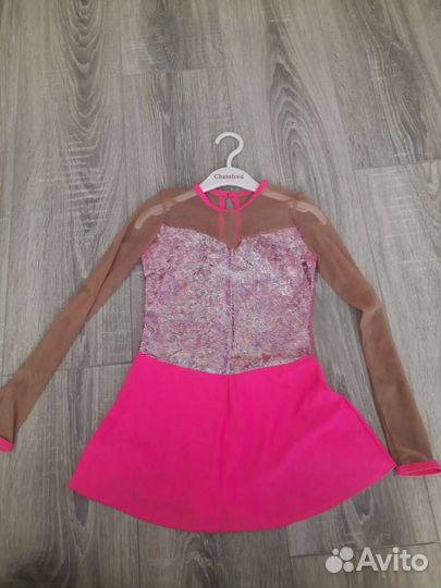 Купальник для гимнасток и фигурного катания