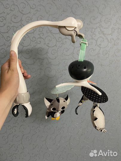 Мобиль на кроватку tiny love