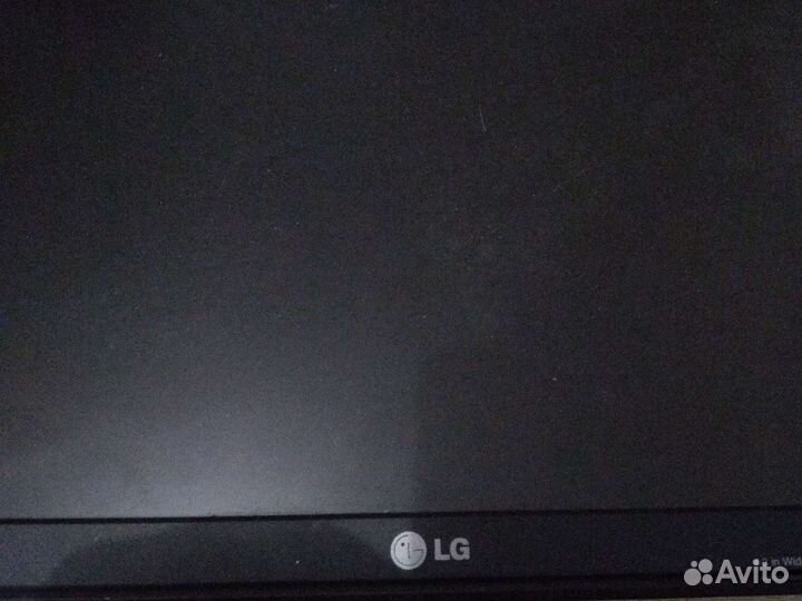 Монитор LG 19