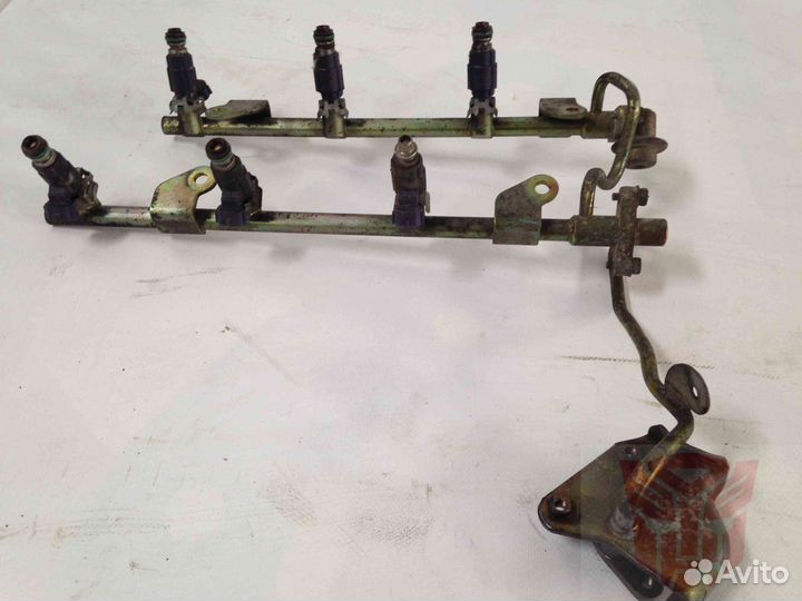 Форсунка топливная Infiniti Fx35 S50 VQ35DE