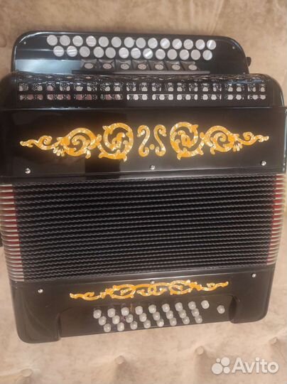 Гармонь,многотембровая,высшего звена и пилотажа