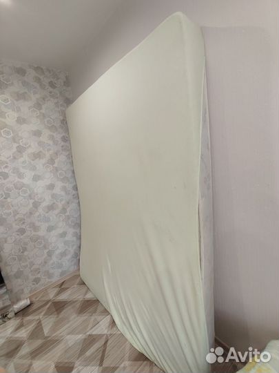 Матрас 160х200 бу