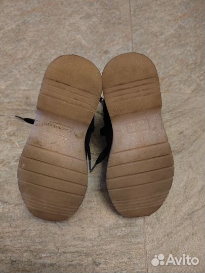 Ботинки демисезонные для девочки 35