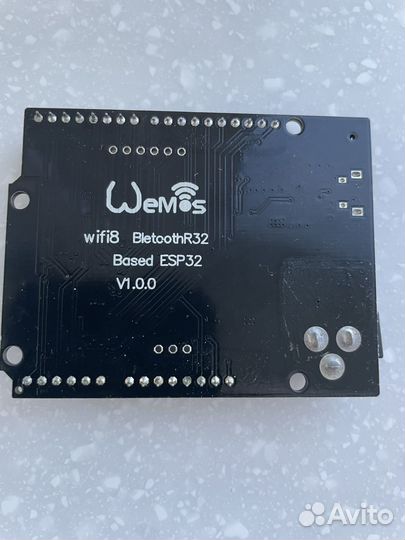 ESP 32 Wemos D1 R32