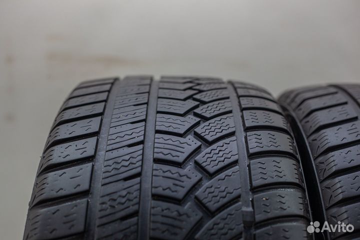 Ovation W-586 235/40 R18 95H