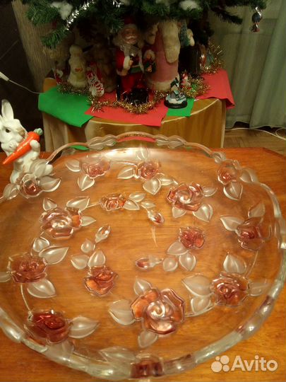 Салатник праздничный