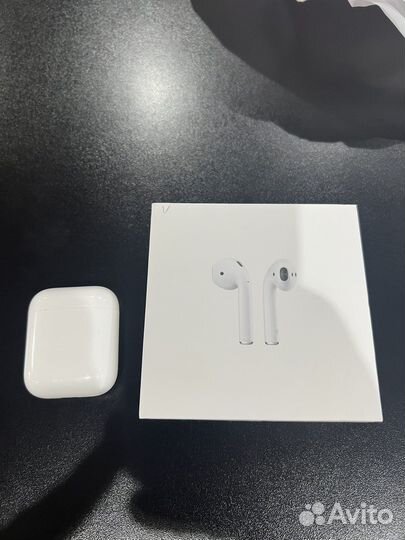 Наушники apple airpods 2 with Charging case