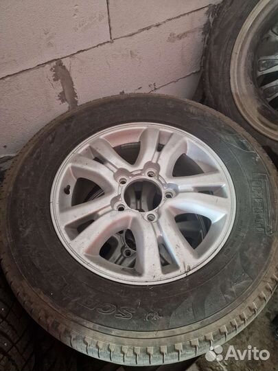 R18 Pirelli Scorpion 235/60, PCD 5x150 DIA 110