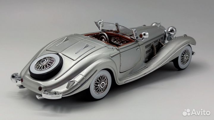Модель автомобиля Mercedes Benz 500K метал