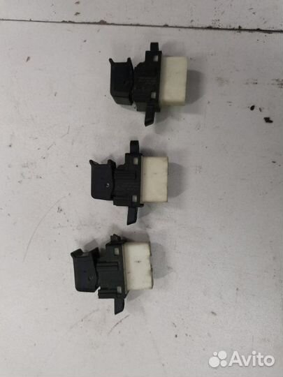 Кнопка стеклоподъемника Haima 3 седан HM483Q-A