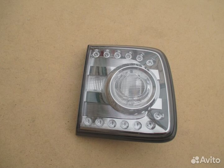 Фонарь задний левый Nissan Patrol Y62