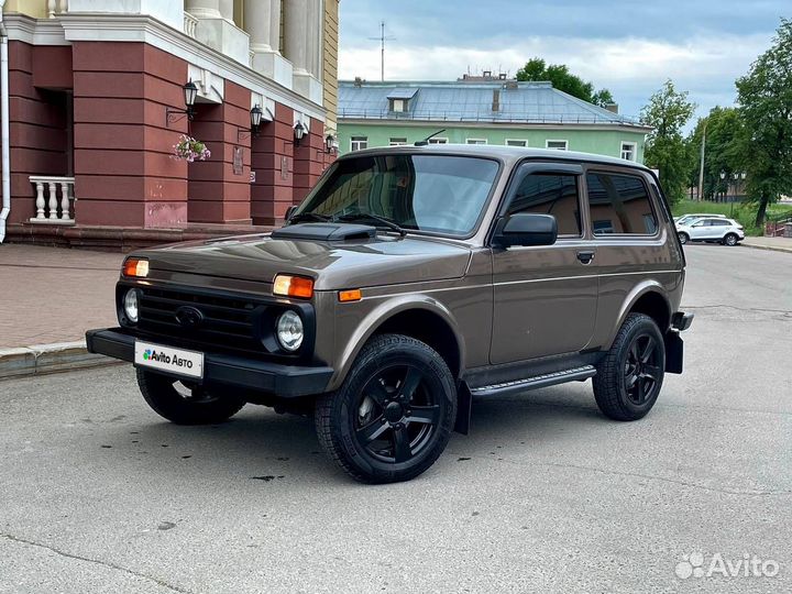 LADA 4x4 (Нива) 1.7 МТ, 2021, 14 000 км