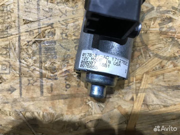 Моторчик люка Mercedes-Benz R-Class W251 W251