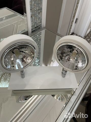 Спот поворотный