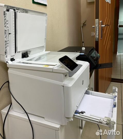 Мфу лазерный цветной hp