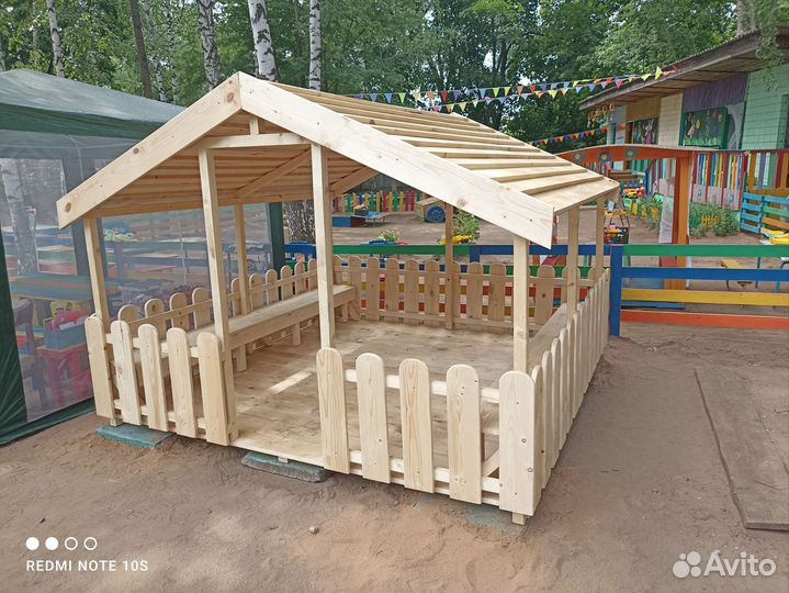 Детский домик уличный деревянный