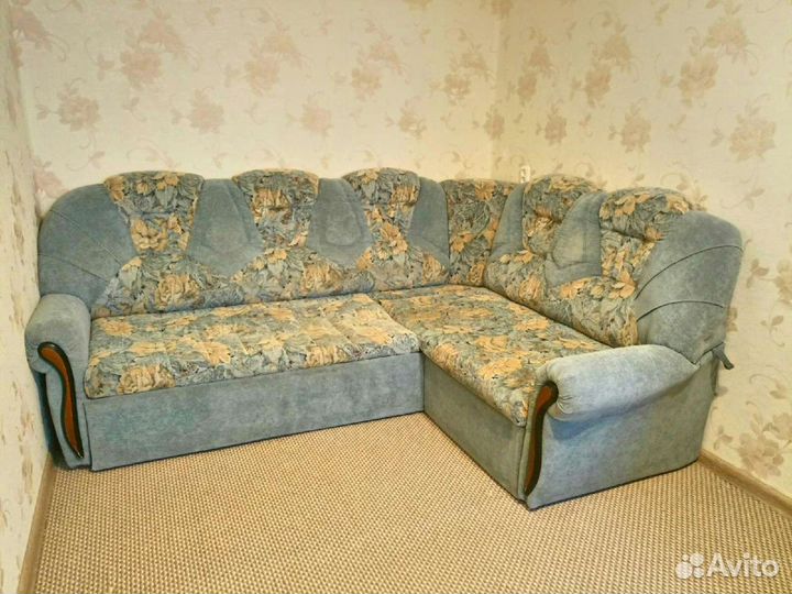 Угловой диван