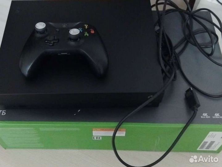 Xbox One x 1 tb