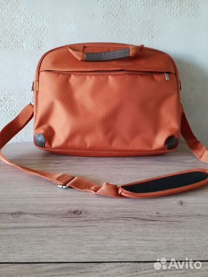 Портфель для ноутбука, планшета и др.гаджетов