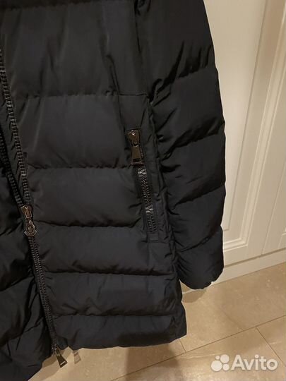 Пуховик Moncler женский, M