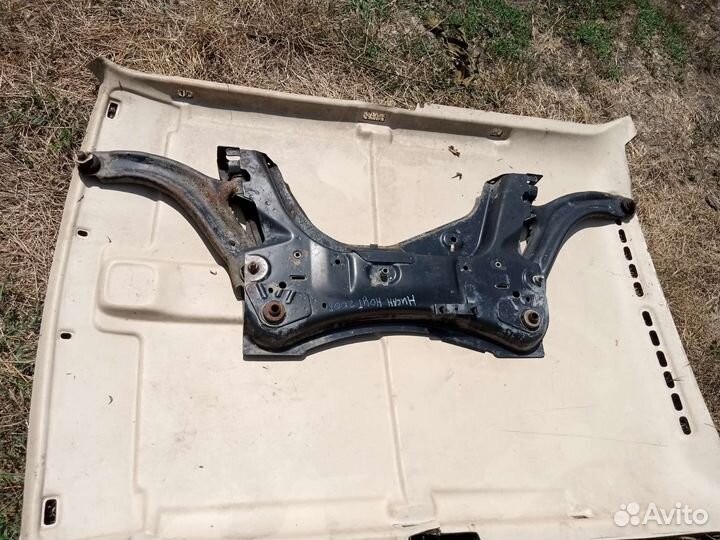 Подрамник Nissan Tiida 2006-2012 54400EL00A