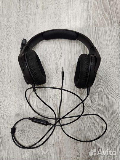 Игровые наушники с микрофоном