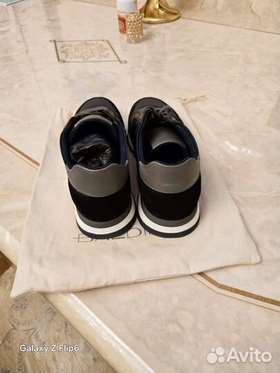 Крассовки мужские