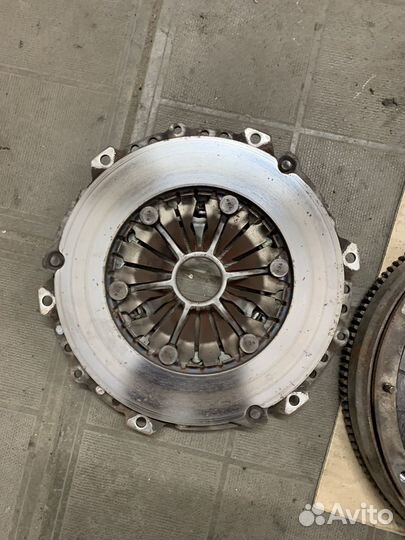 Двухмасовый маховик с сцеплением на пежо ситроен