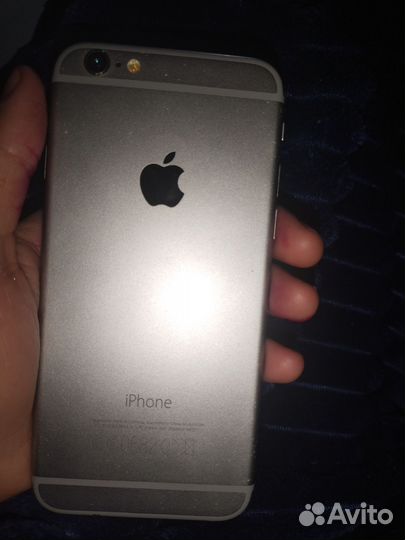 iPhone 6S, 64 ГБ