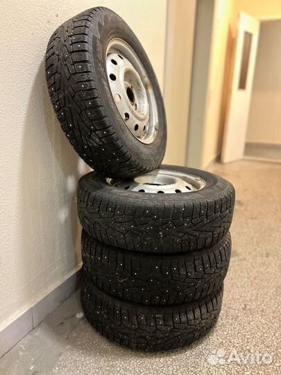 Комплект колес R14 185 70 Рено Логан